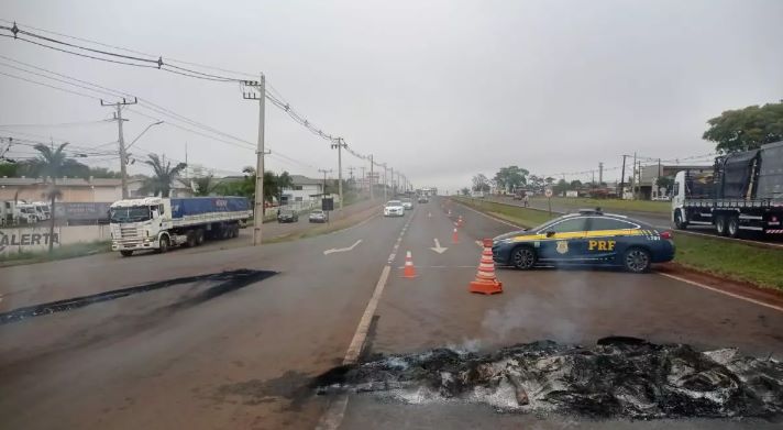 Rodovias são liberadas e não há registro de bloqueios no Paraná